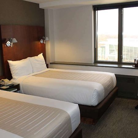 איסט לנסינג Kellogg Hotel And Conference Center חדר תמונה
