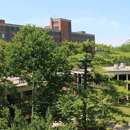 איסט לנסינג Kellogg Hotel And Conference Center מראה חיצוני תמונה